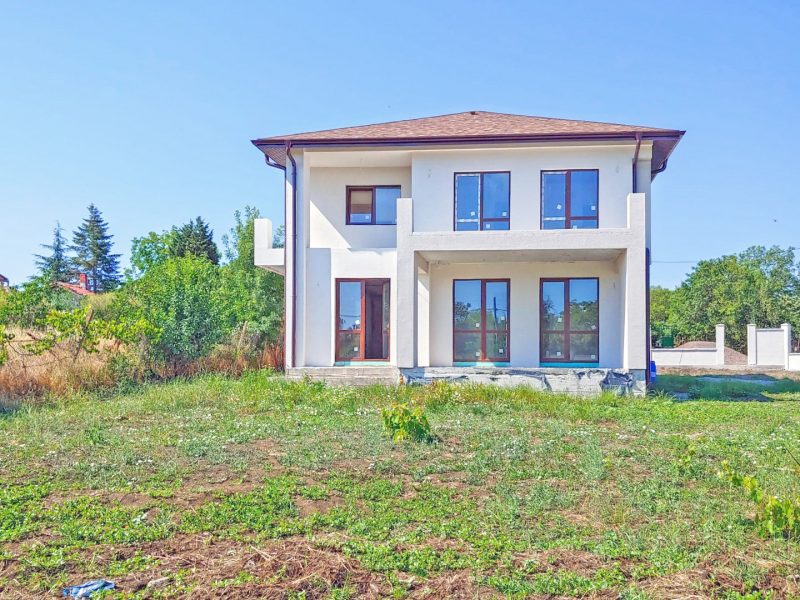 Maison neuve de 195 m² sur 2 étages, terrain de 700 m², à 10 km de la mer — photo 3