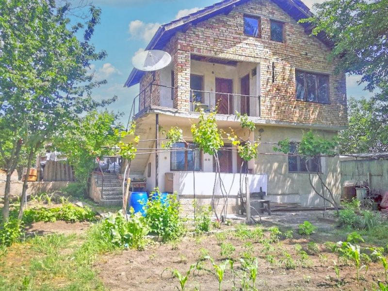 85 м2 3-этажный дом, 500 м2 земли, Варненское озеро, 7 км до Варны, море — фото 3