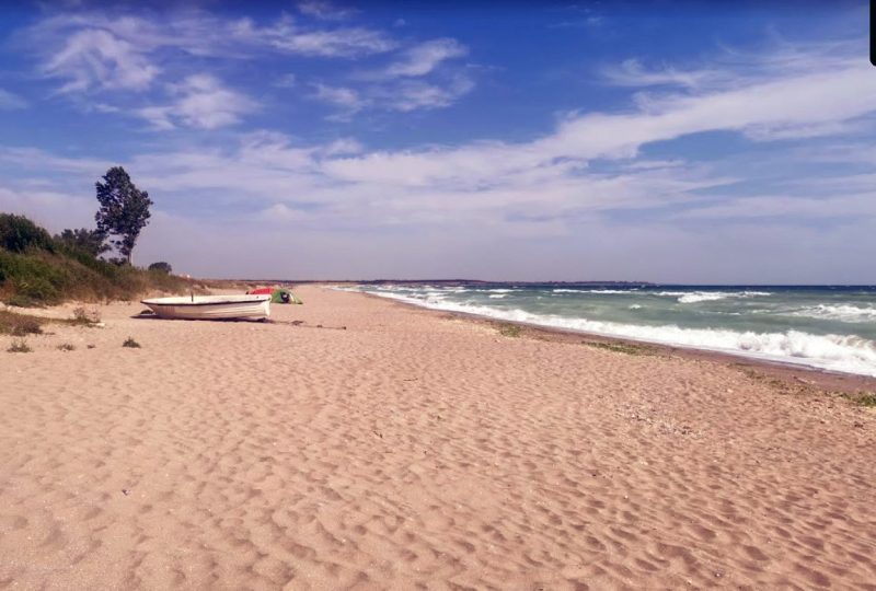 Участок под застройку площадью 1262 кв.м., в регуляции, с водой и электричеством, в 2 км от моря. — фото 3
