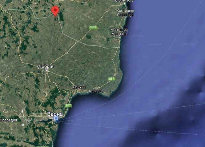 Разрушенный дом 80 кв.м., участок 10 000 кв.м., до города Генерал Тошево 35 км. — фото 2