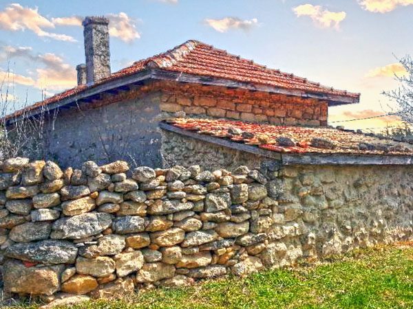 90 кв.м. 3-х спальный дом, 545 кв.м. земли, привилегированная деревня, 30 км до моря — фото 3