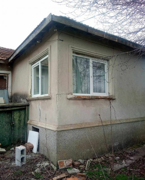 Дом площадью 97 кв.м. с двором 2100 кв.м. в живописной деревне всего в 11 км от берега Черного моря. — фото 2