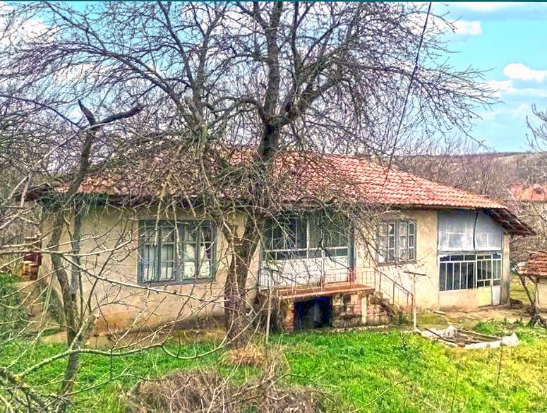 Дом площадью 100 кв. м с 3 спальнями, участок земли 2160 кв. м, большая деревня, 3 км до Силистры и Дуная. — фото 3