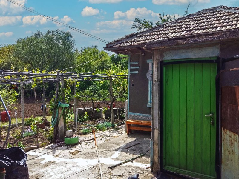 Maison de 100 m² avec 3 chambres, terrain de 1140 m², village recherché, à 50 km de Varna — photo 3
