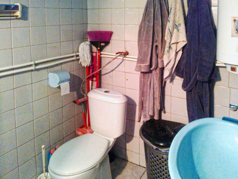 Меблированный дом площадью 120 кв.м. с 3 спальнями, участок 960 кв.м., 7 км от города Добрич. — фото 3