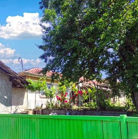 Дом площадью 100 кв. м с 3 спальнями, участок 2099 кв. м, 20 км до Силистры и Дуная — фото 3