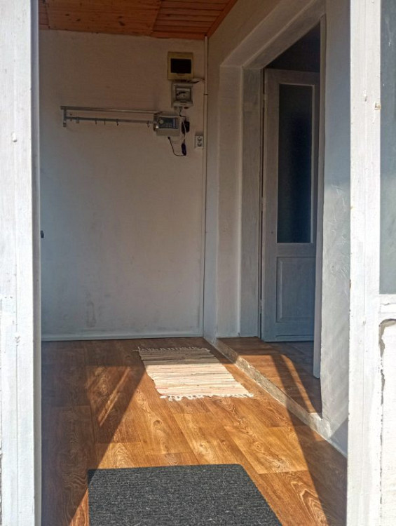 Maison rénovée de 80 m², 2 chambres, terrain de 2200 m², village recherché, à 25 km de la mer — photo 3