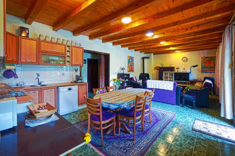 Maison meublée de 100 m² avec 2 chambres, terrain de 1700 m², village recherché, à 20 km de Razgrad — photo 2