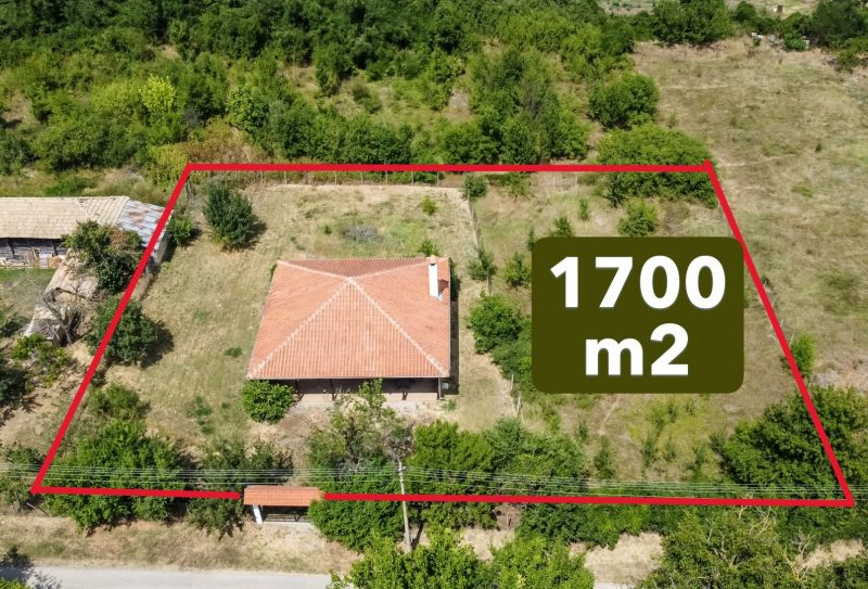 Maison meublée de 100 m² avec 2 chambres, terrain de 1700 m², village recherché, à 20 km de Razgrad — photo 3
