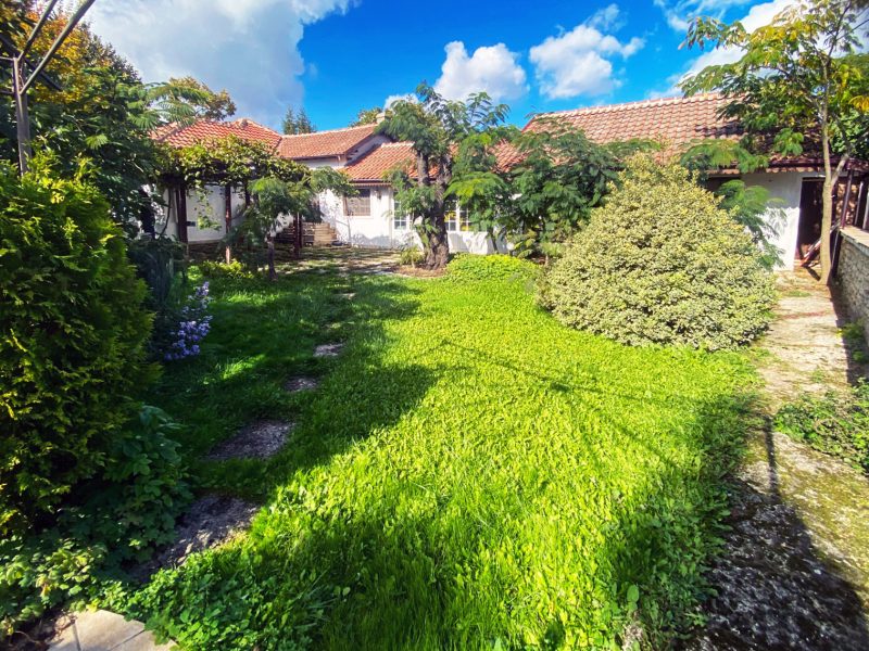 Maison meublée de 140 m², 4 chambres, sur un terrain de 600 m², à Balchik, à 2 km de la mer — photo 3