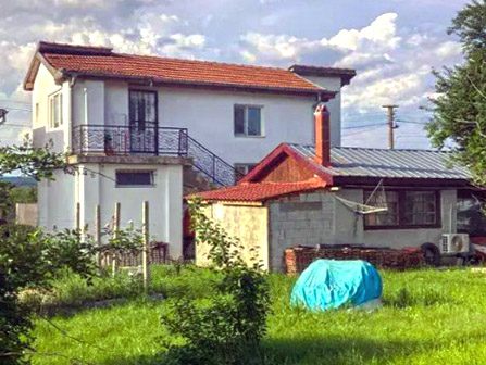 Maison de 200 m², terrain de 1270 m², à 10 km de la mer — photo 1