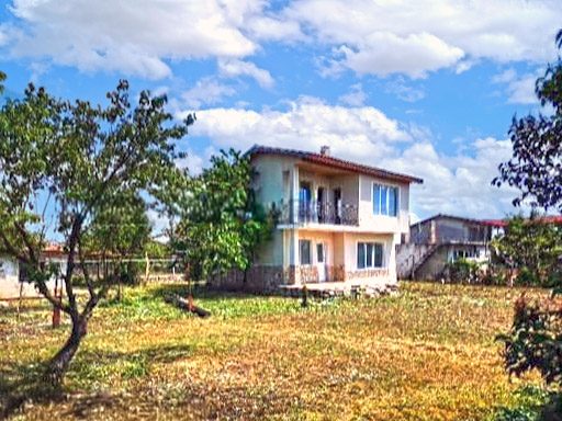 Maison meublée de 115 m² avec 3 chambres, terrain de 750 m², village côtier, vue sur mer, à 700 m de la mer — photo 2