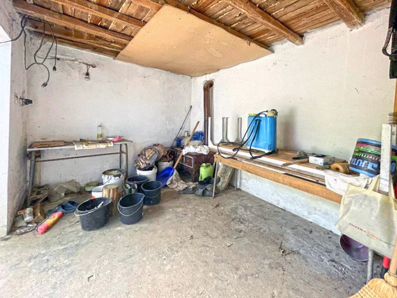 Аутентичный дом площадью 90 кв. м, участок 2725 кв. м, в 30 км от города Силистра, Дунай — фото 2
