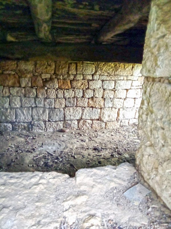 Maison de 90 m² à rénover, terrain de 2225 m², à 12 km de la ville de Tervel — photo 2