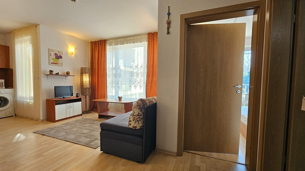 Appartement meublé de 44 m² avec 1 chambre, à Sunny Beach, à 300 m de la plage. — photo 2