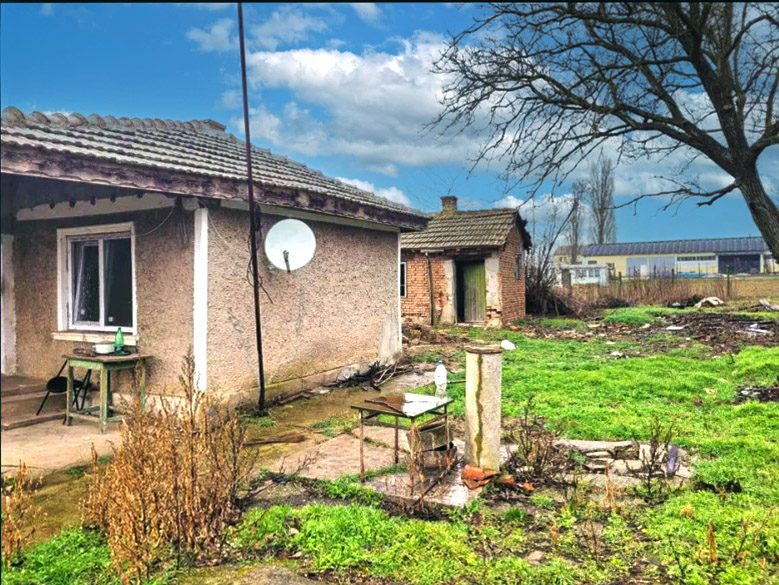 Дом площадью 73 кв.м, земельный участок 1126 кв.м, 12 км до моря. — фото 3