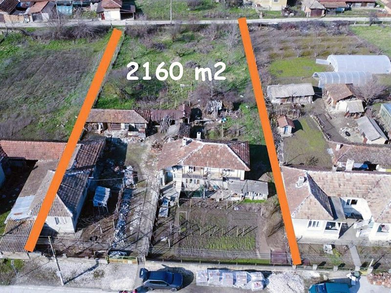 Дом площадью 90 кв.м, земельный участок 21550 кв.м, 30 км до Силистры и Дуная.