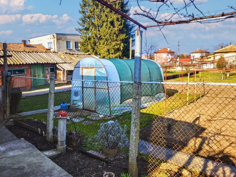 Дом площадью 85 кв.м с двумя спальнями, участок земли 600 кв.м, 40 км до моря. — фото 3