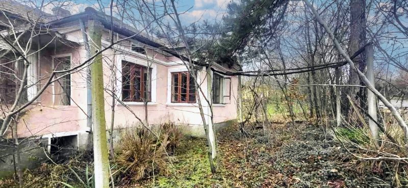 80 sqm house, 1150 sqm land, 60 km to sea — photo 2