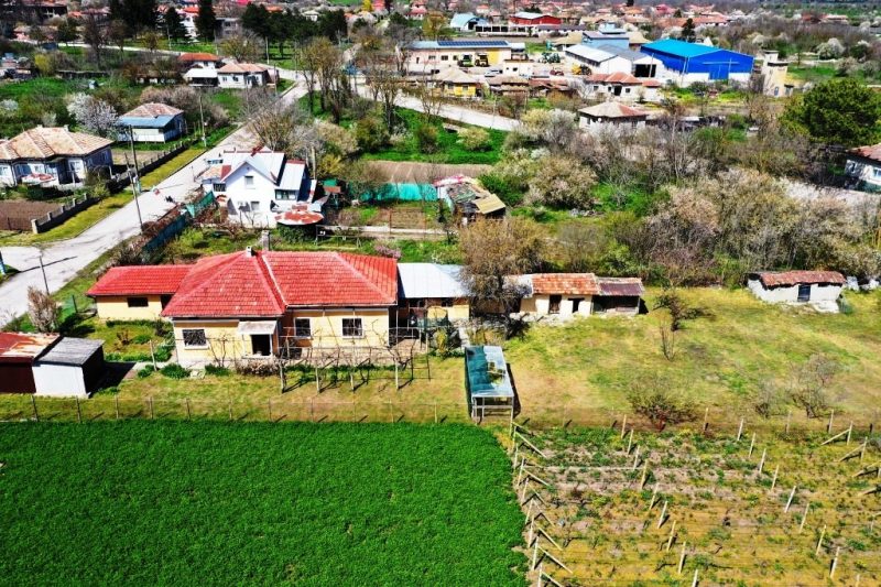 218 sqm house, 1200 sqm land, 37 km to sea — фото 3