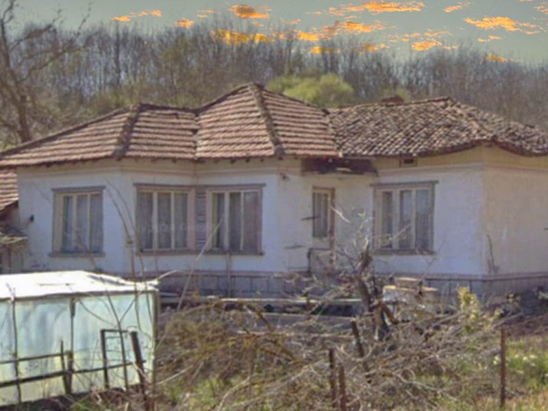 Maison de 110 m², terrain de 1300 m², à 15 km du Danube — photo 1