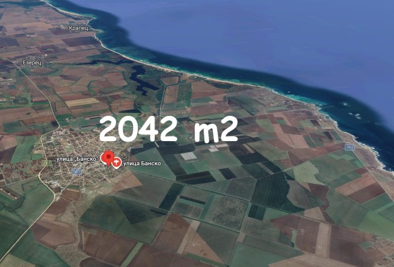 Земельный участок под застройку площадью 2042 кв.м, водоснабжение и электричество, 6 км до моря. — фото 1