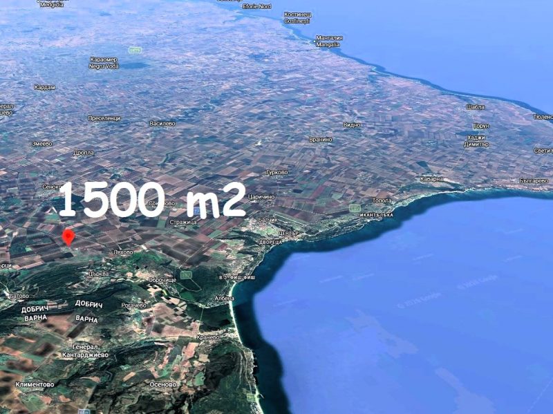 Земельный участок под застройку площадью 1500 кв.м, водоснабжение и электричество на границе, 12 км до моря. — фото 1