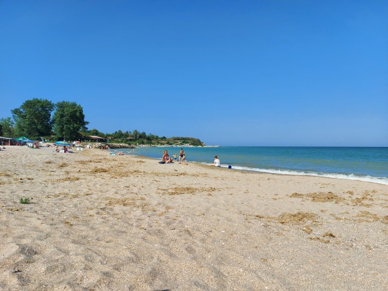 Земельный участок под застройку площадью 2260 кв.м, всего 9 км до моря и пляжей. — фото 3