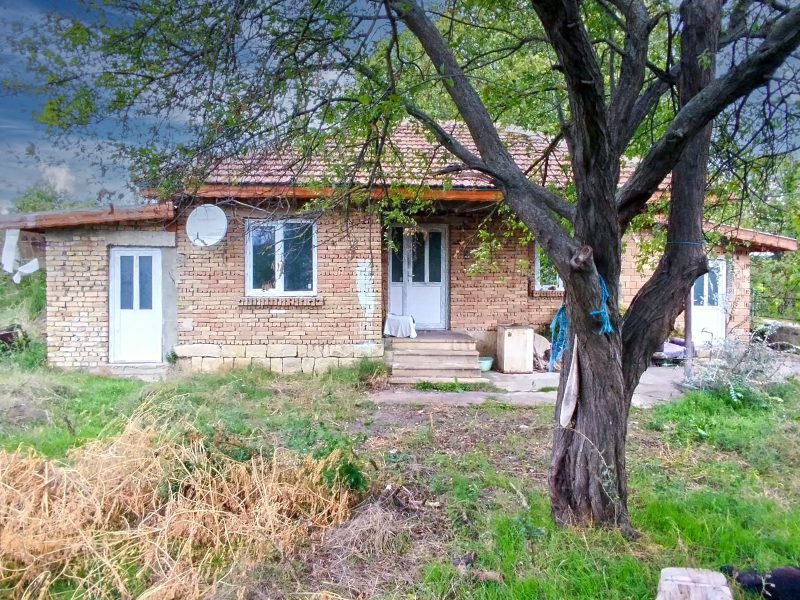Дом площадью 80 кв.м, участок земли 1000 кв.м, 52 км до моря. — фото 3