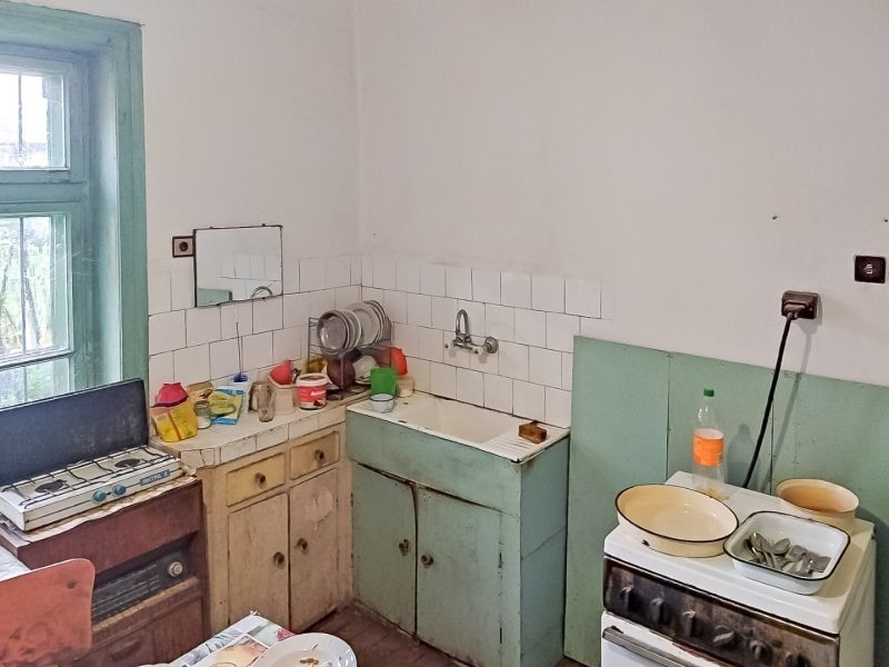 Меблированный дом площадью 110 кв.м, участок 1600 кв.м, северо-запад Болгарии. — фото 3