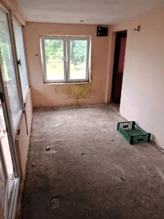 Maison de 100 m², terrain de 750 m², village recherché, à 7 km de la ville de Razgrad — photo 3