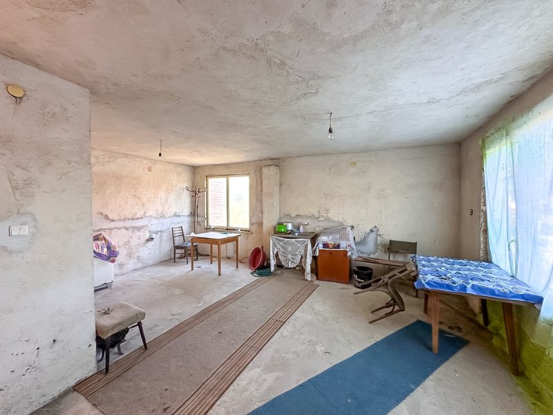 Кирпичный дом площадью 200 кв.м, участок 990 кв.м, 1 км до реки Дунай. — фото 3