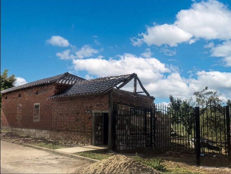 Maison de 90 m², terrain de 1500 m², à 15 km de la ville de Kubrat et à 25 km de la ville de Razgrad. — photo 3