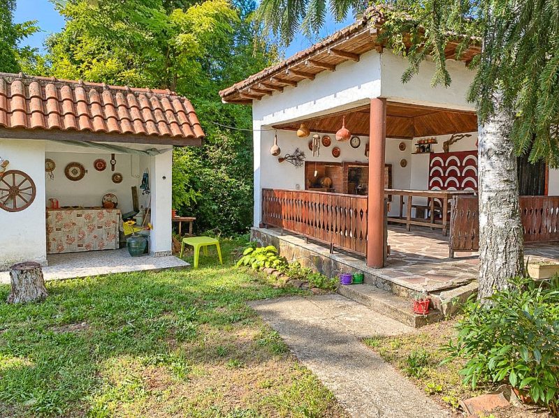 Maison meublée de 250 m² avec jardin de 940 m², en Bulgarie centrale — photo 3