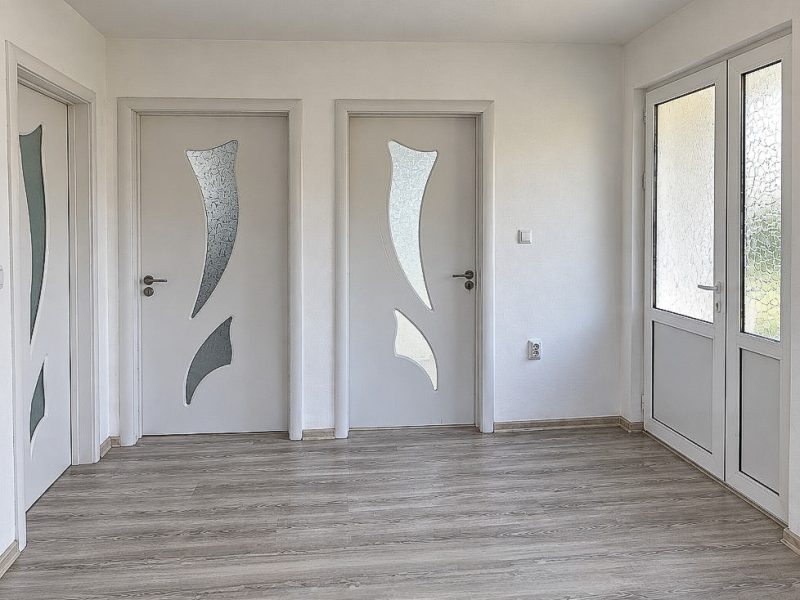 Maison rénovée de 120 m², terrain de 1200 m², à 28 km de Bourgas — photo 2