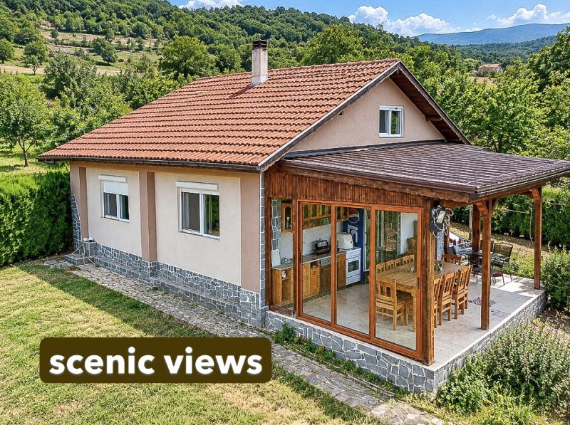 Maison meublée de 85 m², terrain de 800 m², vue panoramique sur les montagnes — photo 1