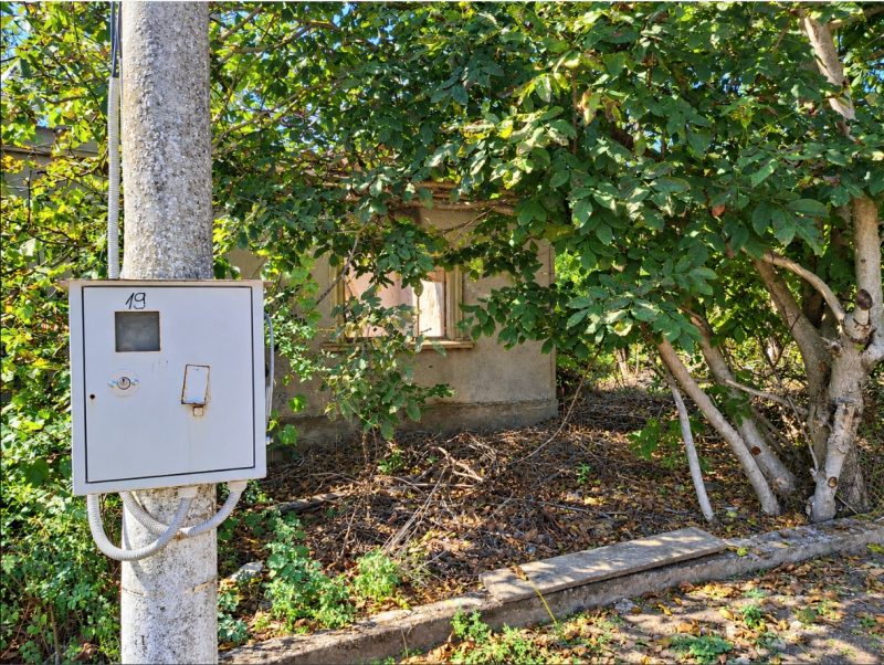 80 sqm demolished house, 2387 sqm land, 15 km to sea — photo 2