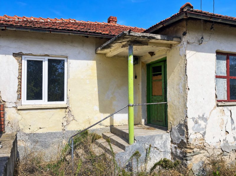 Maison de 80 m², terrain de 3000 m², à 7 km de la ville de Simeonovgrad — photo 2
