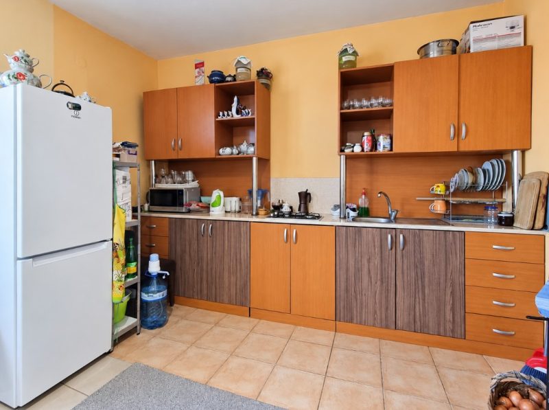 Maison de 90 m² avec 2 chambres, terrain de 820 m², à 25 km de la mer — photo 2