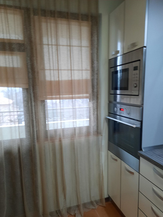 Grande maison à cinq niveaux avec salle de sport, duplex et une seconde petite maison, quartier d'Elhovo — photo 3