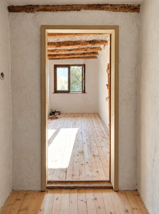 Deux maisons de 140 m² chacune, terrain de 7714 m², région montagneuse — photo 3