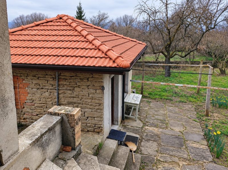 Maison de 150 m², terrain de 1017 m², à 10 km de la ville de Singurlare et à 90 km de la mer. — photo 3