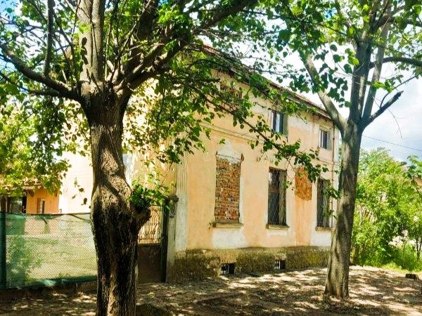 Дом 120 кв.м., участок 1200 кв.м., 130 км до Софии.