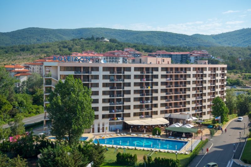 Appartement meublé de 72 m² avec 1 chambre, à Sunny Beach, à 200 m de la mer.