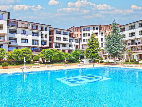 88 sqm 2 bed furnished townhouse, in a gated complex, 4 km from the beach