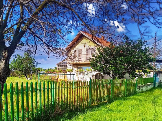 Дом площадью 90 кв.м, участок земли 1250 са, 20 км до Силистры и Дуная.