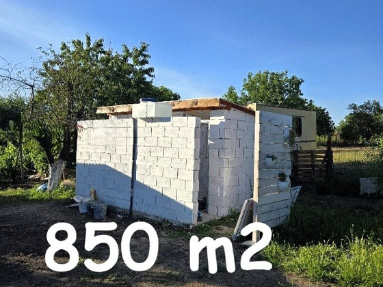 Земельный участок под застройку площадью 850 кв.м, водоснабжение и электричество рядом с участком, 7 км до города Разград.